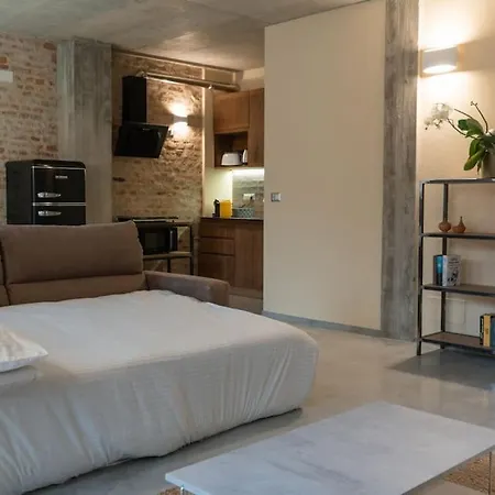 Apartment Recinto Nobili 1-parcheggio Privato Gratuito *