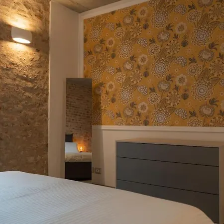 Centro Storico Recinto Dei Nobili 1 - Private Parking Apartment *