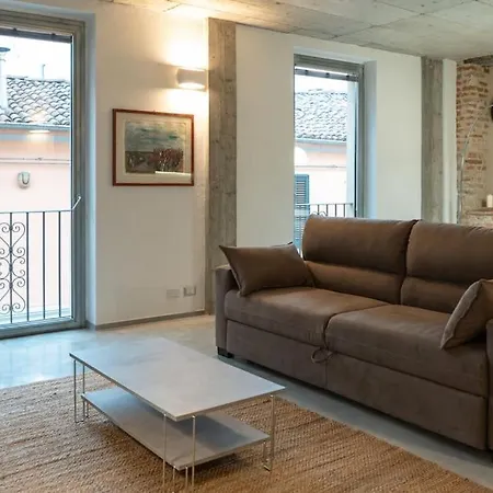 Recinto Nobili 1-parcheggio Privato Gratuito Apartmán *