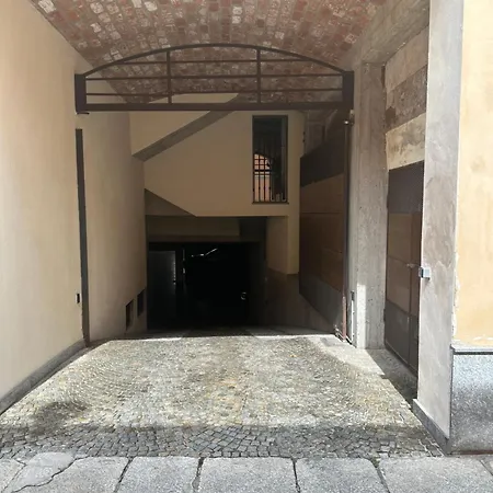 Recinto Nobili 1-parcheggio privato gratuito Asti